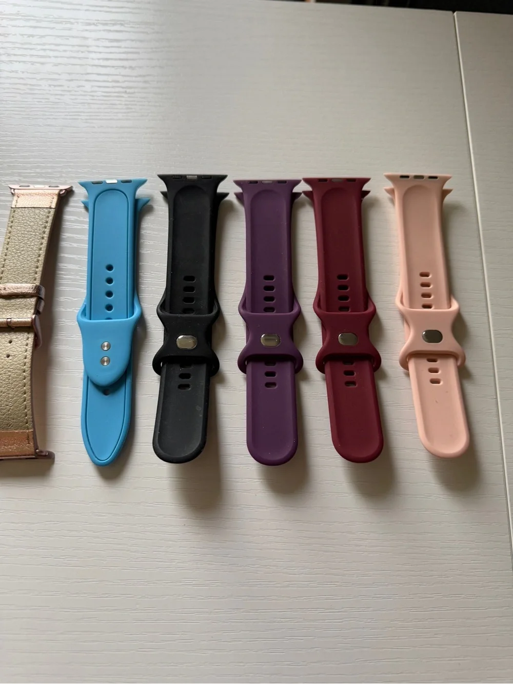 Assorted Apple Watch Bands Multiple Colors 42 44 46